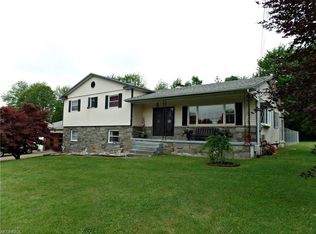 6899 Stewart Sharon Rd, Brookfield, OH 44403