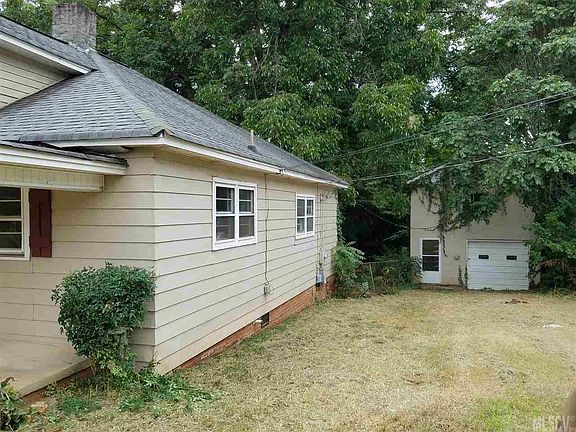 3rd image of 212 N Davis Ave