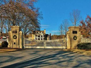 3030 Lancaster Sq, Roswell, GA 30076