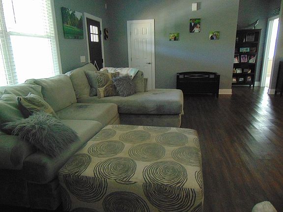 2nd image of 101 Oconee Ave