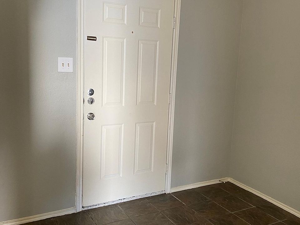 1st image of 2317 Cuesta Ln