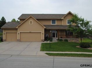 6911 S 164th Ave, Omaha, NE 68136