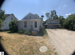 1024 E Chippewa St, Mount Pleasant, MI 48858
