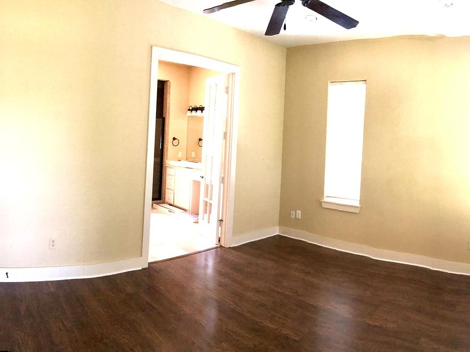 2nd image of 5031 Mission Ave