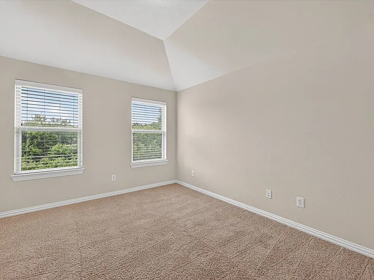 7675 Dotter Dr — Photo 26