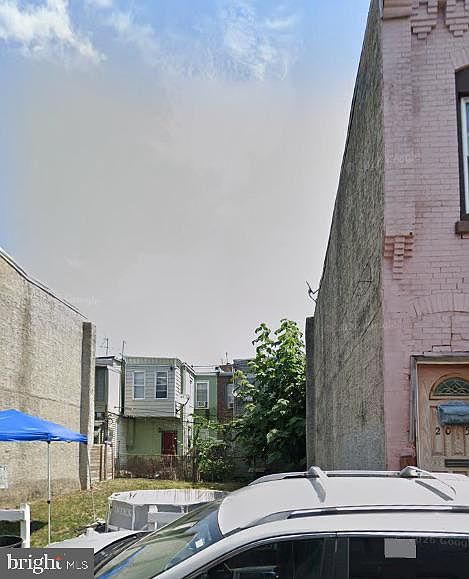 1st image of 2055 E Orleans St