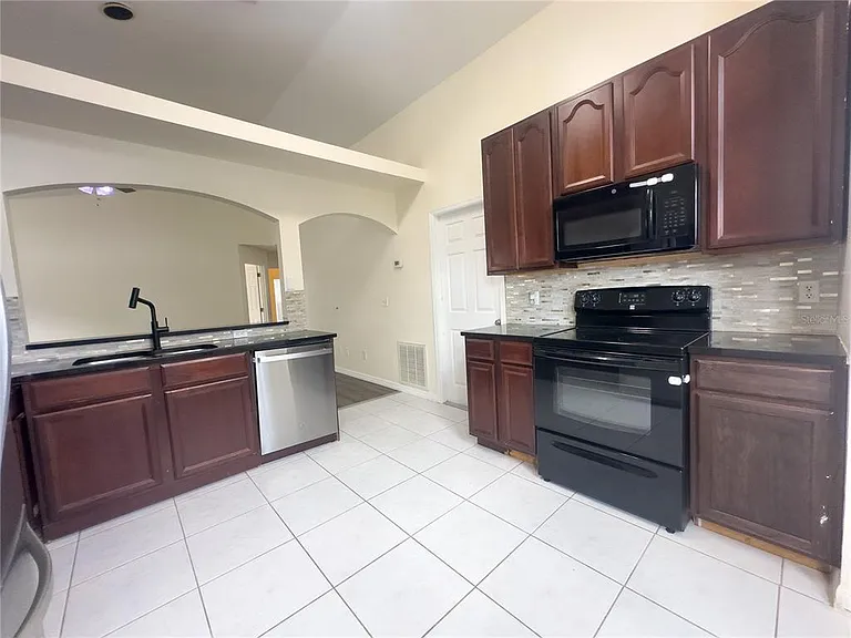 8778 Foley Dr — Photo 8