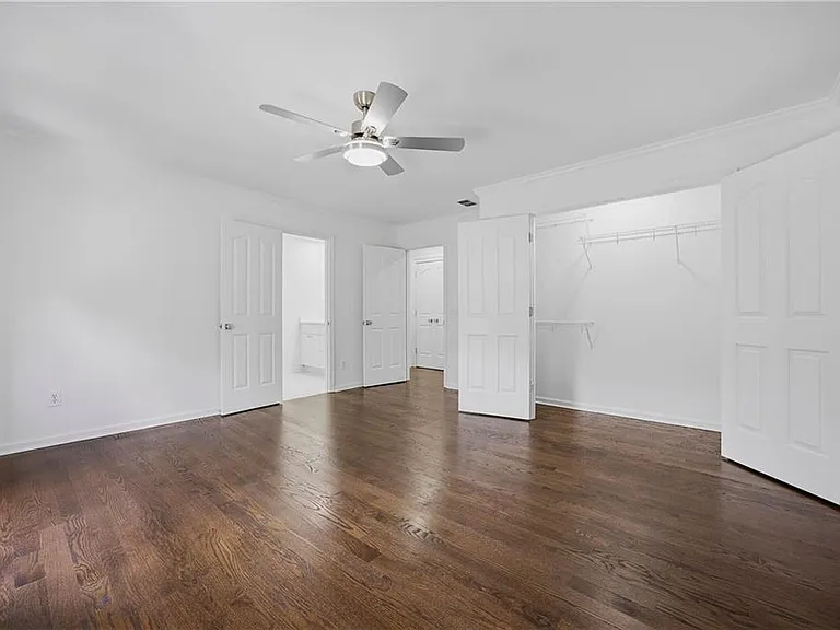 6410 Westchester Pl — Photo 60