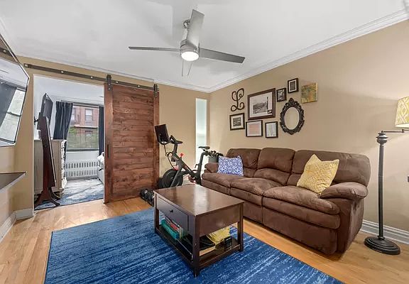 2nd image of 212 E 77th St APT 4F