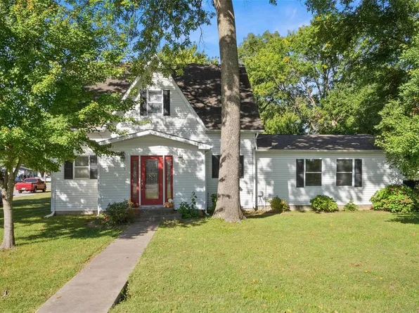 75 S 4th St, New Memphis, IL 62266