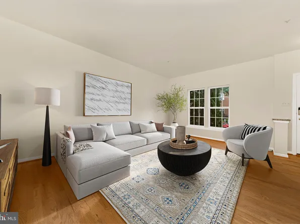 1726 Emory St, Frederick, MD 21701