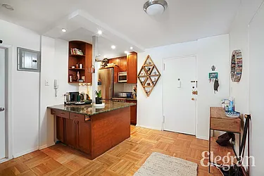 Rented by (Legacy) Elegran