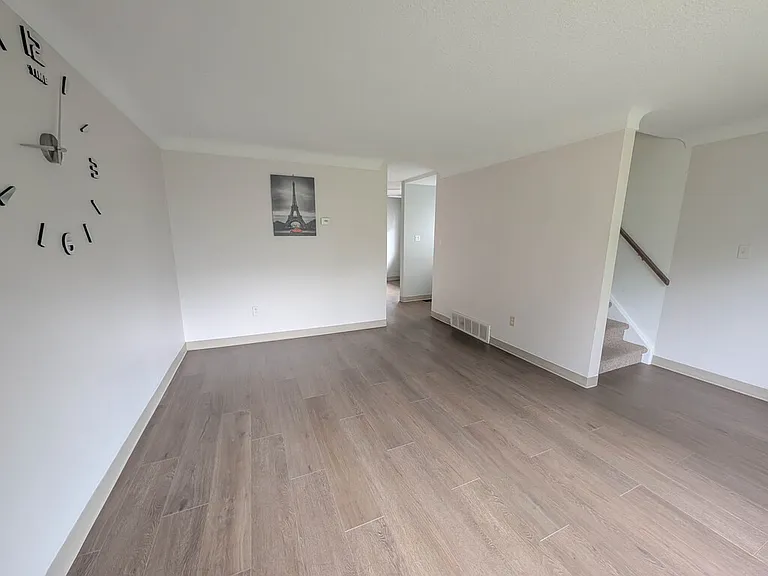 5967 Valley Way — Photo 5