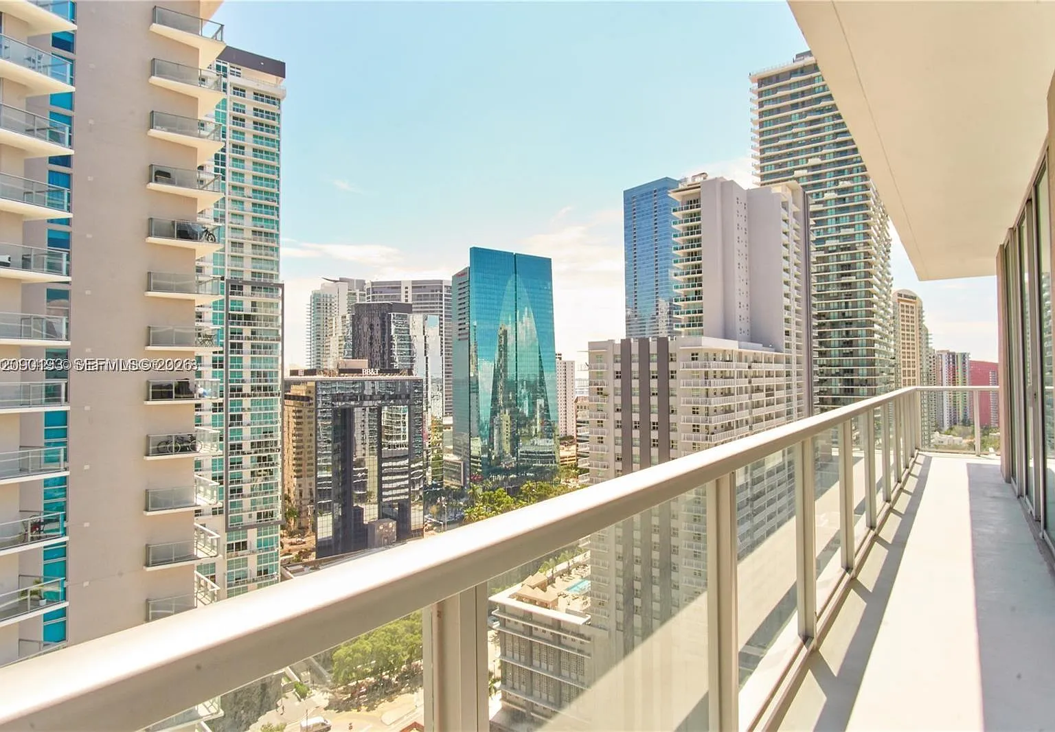 Axis On Brickell Ii C — Photo 2