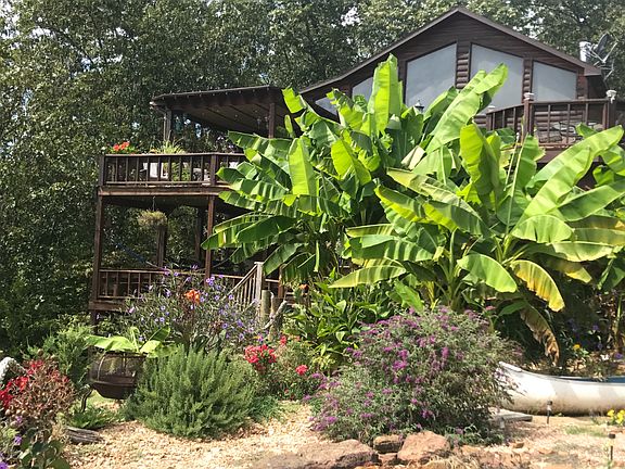 Lower Apt hidden entrance