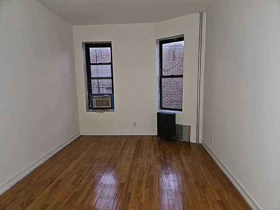 5th image of 2540 Ocean Ave APT B6