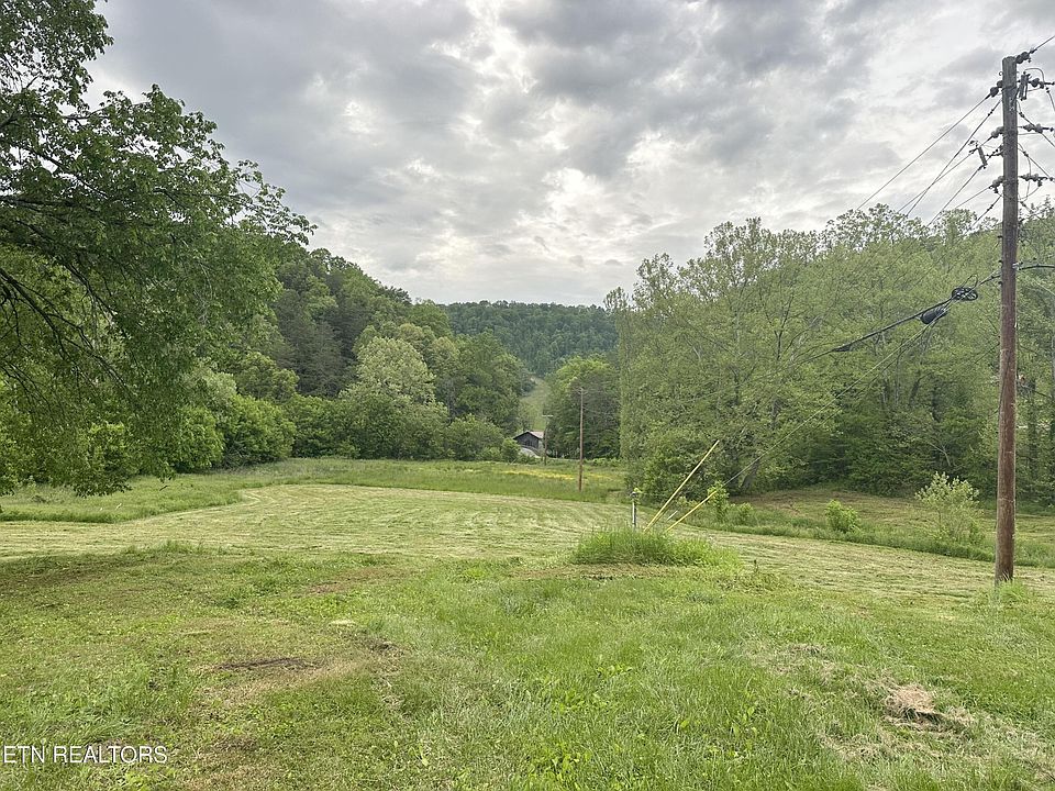 1st image of 1623 Tater Valley Rd