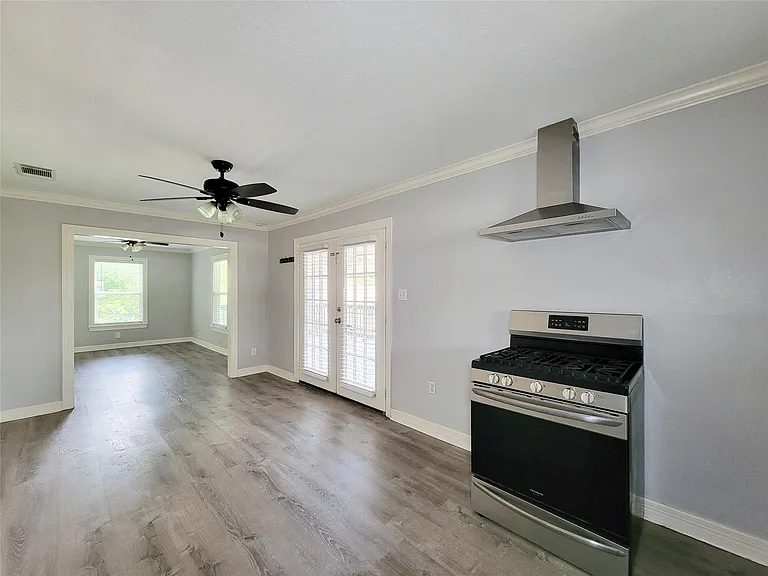2513 Kowis St #B — Photo 9