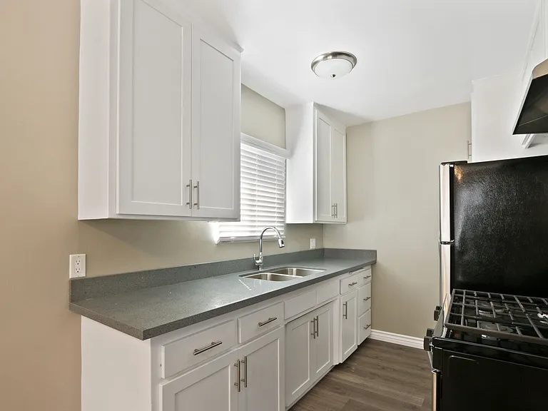 4018 Gelber Pl — Photo 7