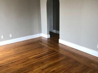 26 Quinton St, Warwick, RI 02888