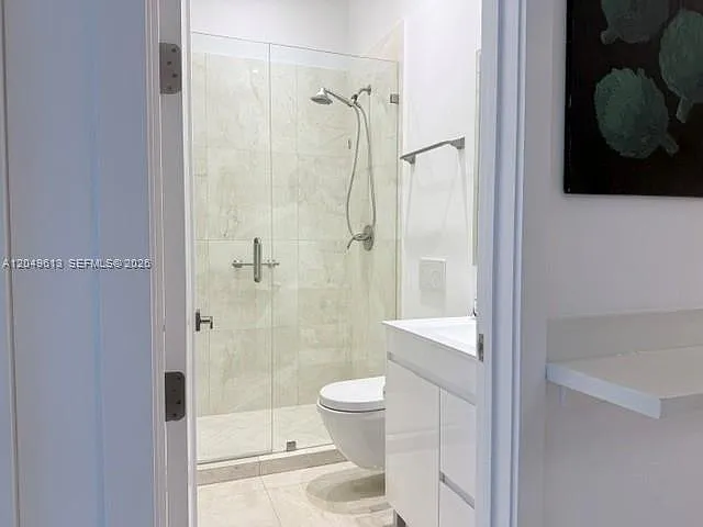 881 Ocean Dr #L2 — Photo 13