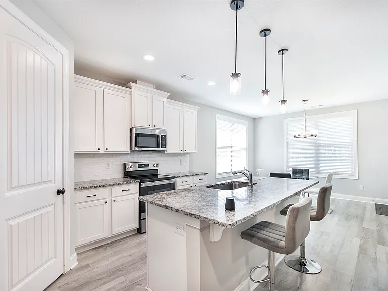 102 Copper John Ct — Photo 3