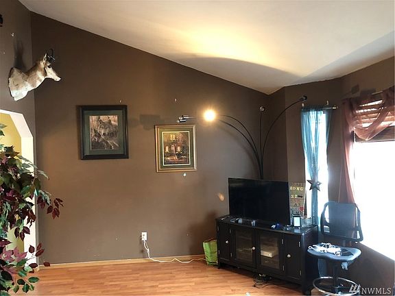 2nd image of 4613 208th Street Ct E
