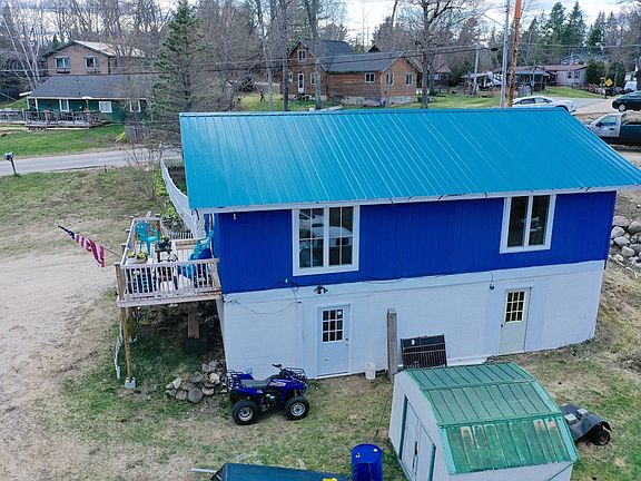 2nd image of 97 Balsam St