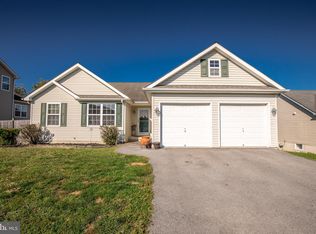 308 Acoustic Dr, Martinsburg, WV 25404