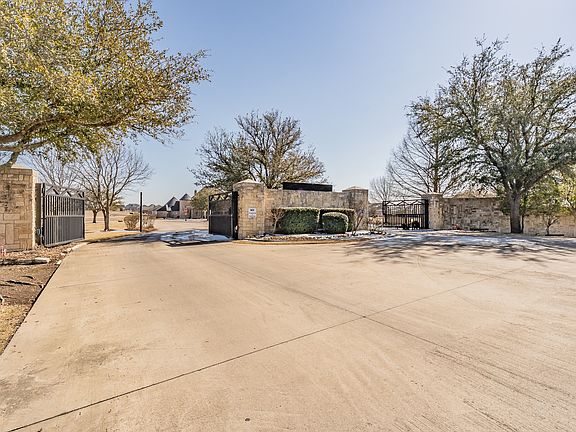 4th image of C 48 Lake Shore Dr