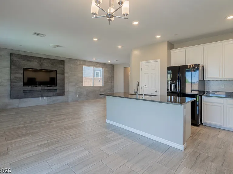 896 Bluebell Brook St — Photo 7