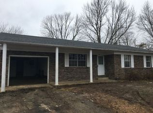 544 Park St, Bourbon, MO 65441
