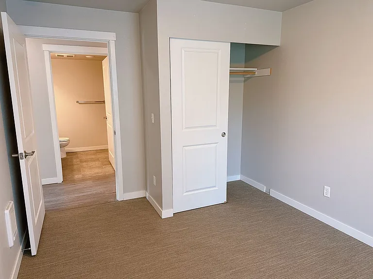 1117 N Garden St — Photo 34