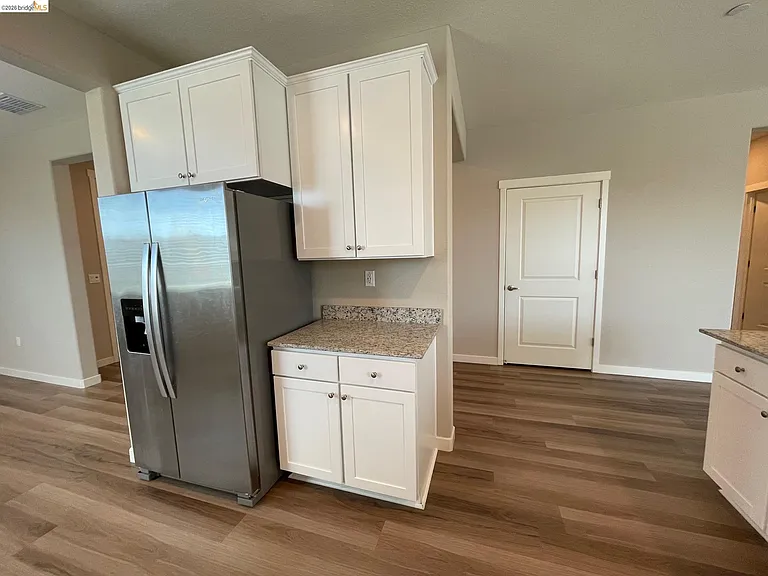 4395 Canada Way — Photo 18