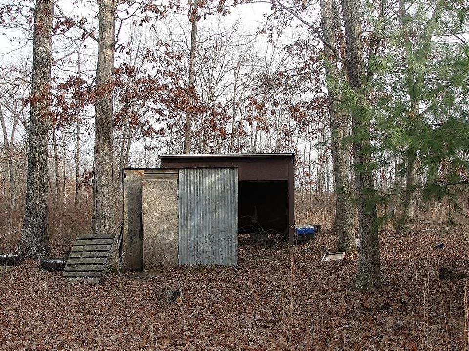 2nd image of 8698 Peacock Ln