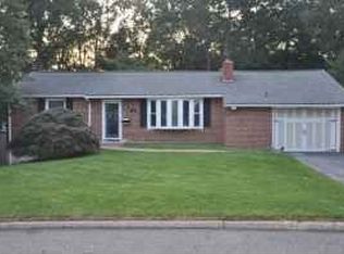 176 Dayleview Rd, Berwyn, PA 19312