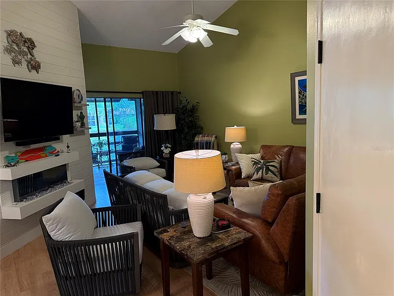 5770 Ashton Lake Dr #8 — Photo 21
