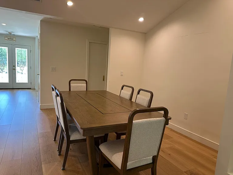 5140 Noella Way — Photo 26
