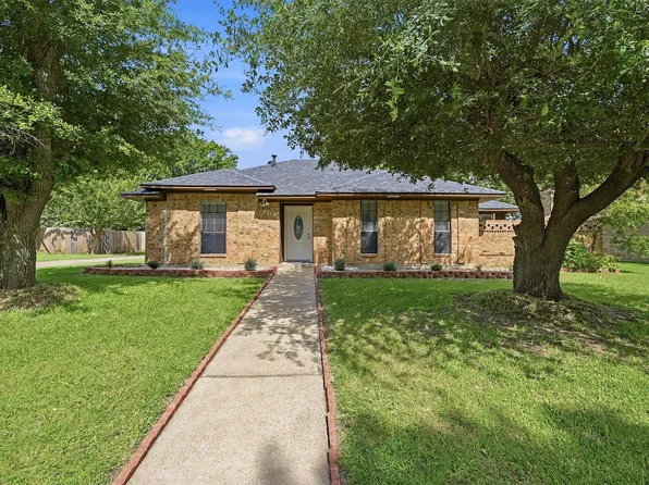 3110 Normandy Dr, Sherman, TX 75090