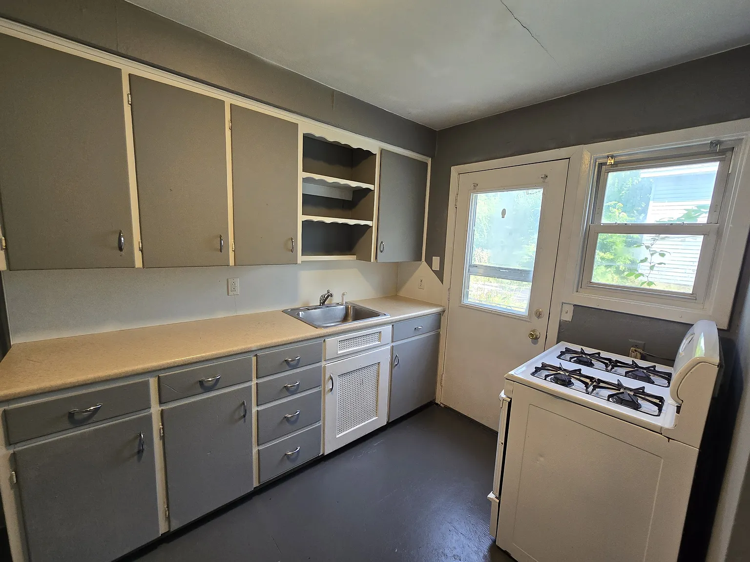221 Madison Street - 1 — Photo 1