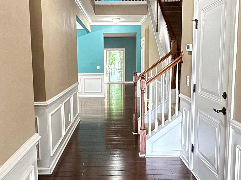7 Independence Pl — Photo 2