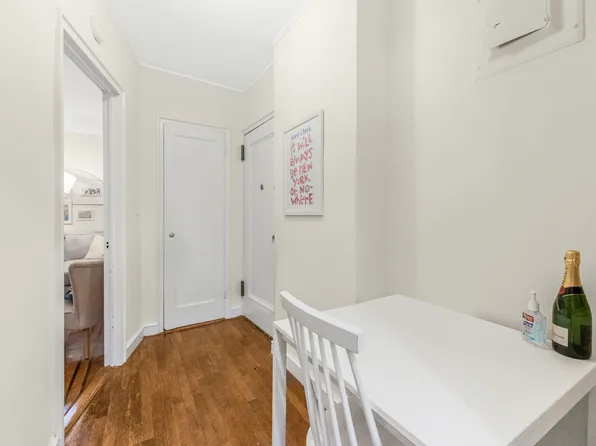 208 East 28th Street image 13 of 28