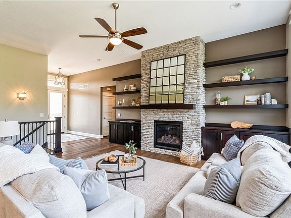 5th image of 7617 Silverstone Ct