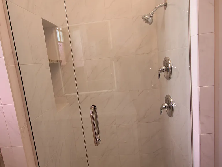 11 Fontainebleau Dr #A — Photo 14