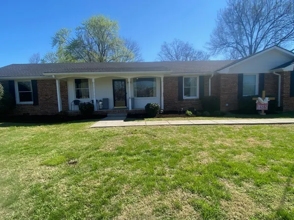 133 Chiroc Rd, Hendersonville, TN 37075