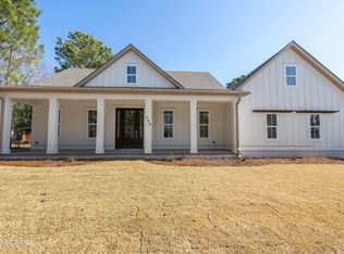 718 Hollybriar Loop Rd SE, Bolivia, NC 28422