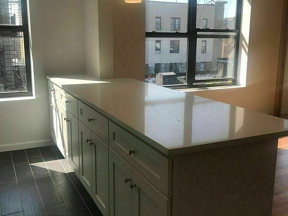 3rd image of 601 W 174th St APT 6H