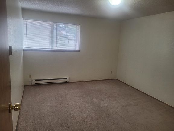 5th image of 5009 S Orchard St #C