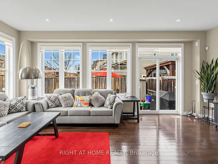 152 Duncan Ln — Photo 12