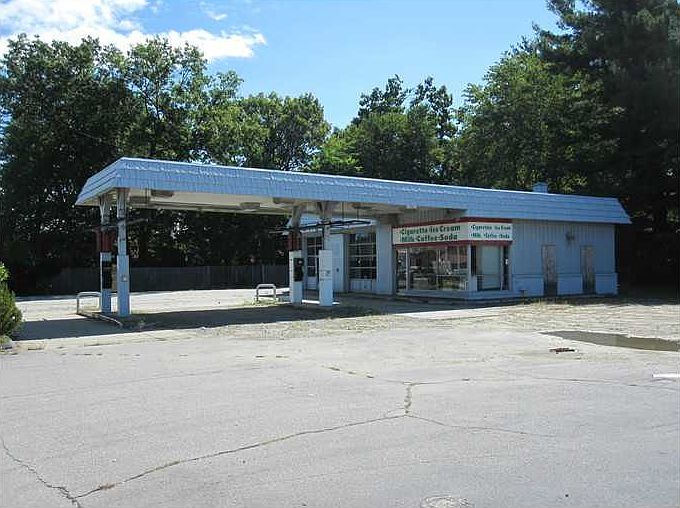 1st image of 710 Tiogue Ave